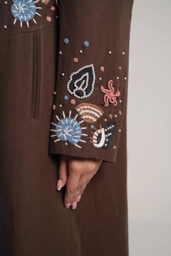L227 Brown