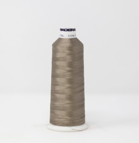 خيط تطريز الماني كلاسيك من MADEIRA عبوة 5000متر