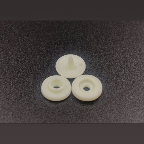 طقطق بلاستيك مقاس 9 سم