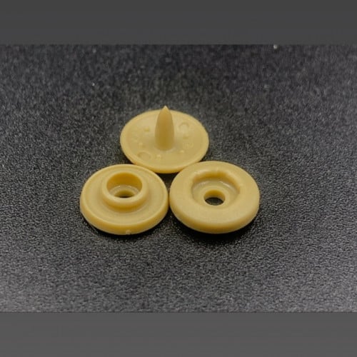 طقطق بلاستيك مقاس 9 سم