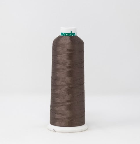 خيط تطريز الماني كلاسيك من MADEIRA عبوة 5000متر
