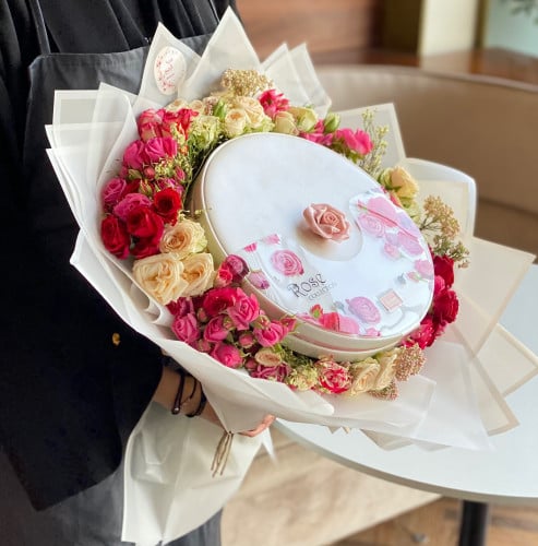 بوكية مع شوكلت بستاني كبير