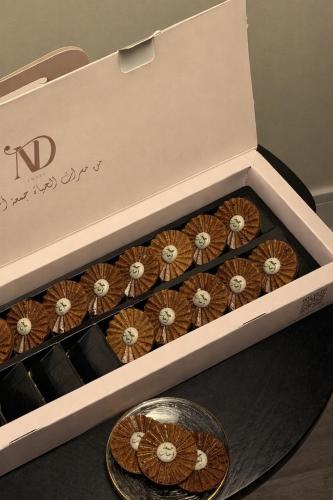 شوكو بليس & استيكر العيد