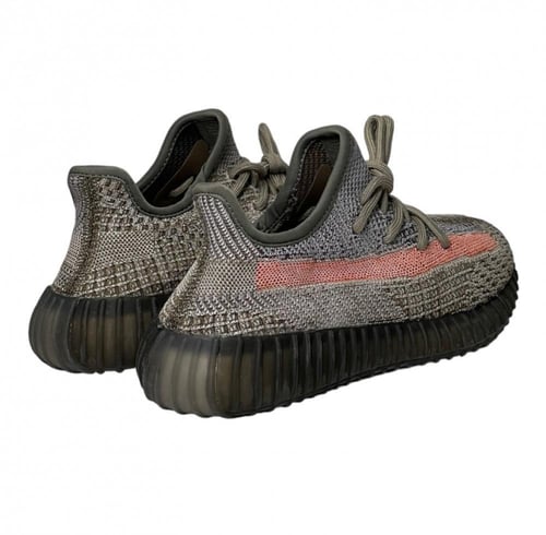 شوز ييزي ٣٥٠ - Yeezi 350