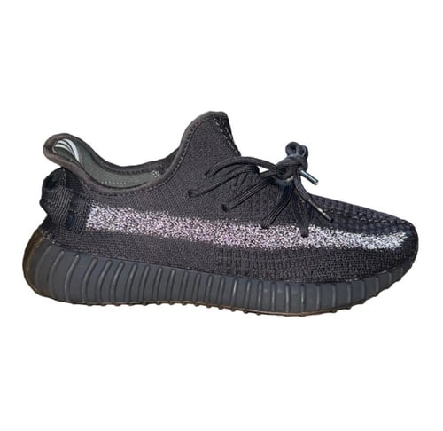 شوز ييزي ٣٥٠ - Yeezi 350