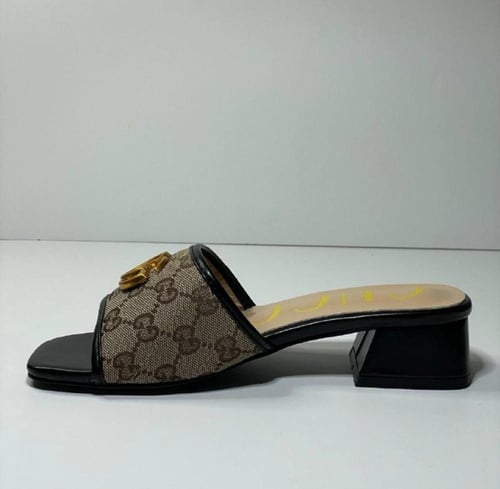 حذاء قوتشي - GUCCI