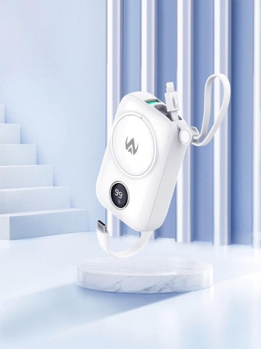 بور بنك بحجم صغير مزود بكيبل ايفون - كيبل تايب سى...