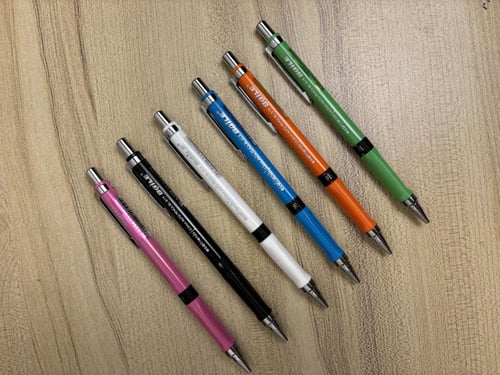 بوكس أدوات الرسم الأساسية