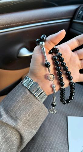 سبحة بالاسم بتصميم أنيق