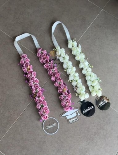 عقد تخرج ورد روز