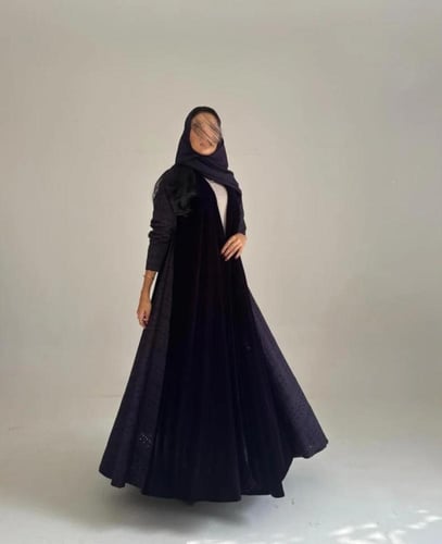 عبايه مخمل مع ركاما