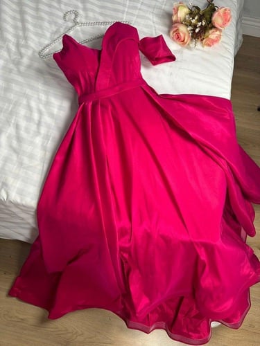 فستان سهرة أنيق