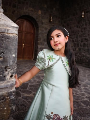 فستان بناتي اليوم الوطني أنيق