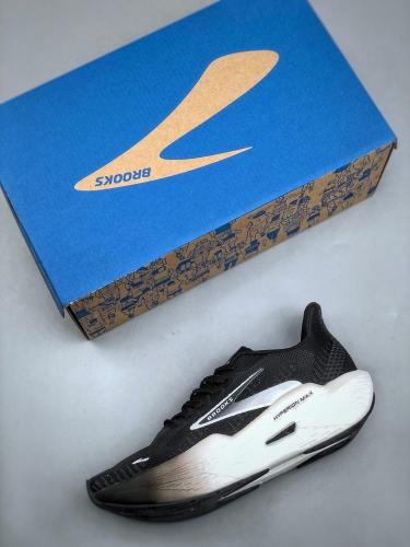 حذاء بروكس Brooks Hyperion Max 2