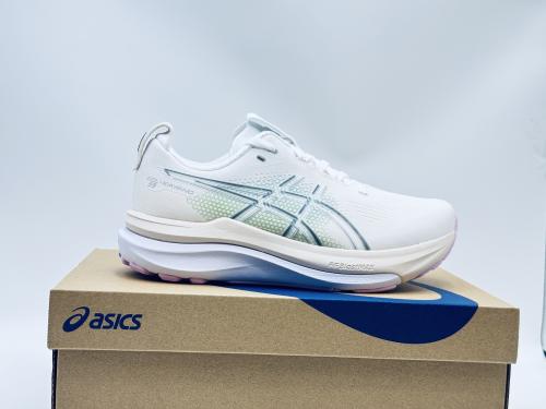 ASICS GEL-KAYANO 33