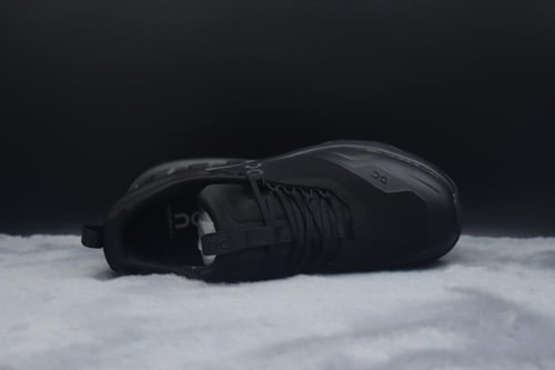 On Running Cloudnova X