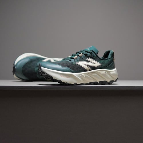 حذاء New Balance Hierro V9