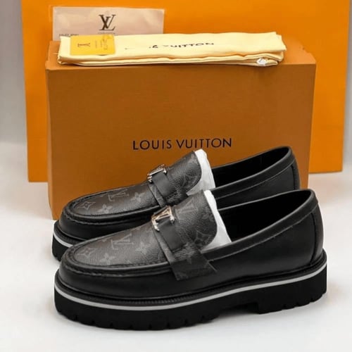 حذاء لويس فيتون LV