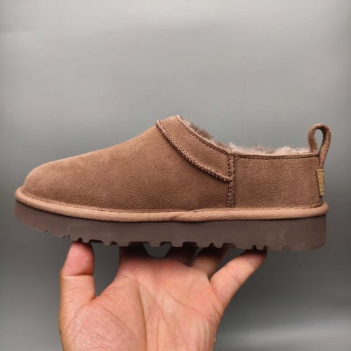 حذاء شتوي UGG