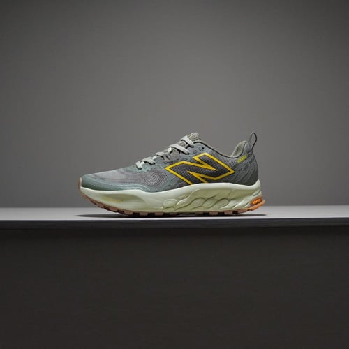 حذاء New Balance Hierro V8