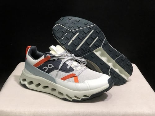 On Running Cloud Horizon