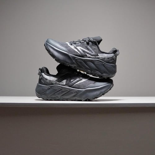 حذاء New Balance Hierro V9