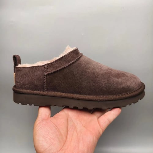 حذاء شتوي UGG