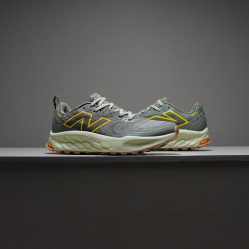 حذاء New Balance Hierro V8