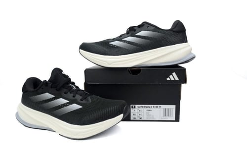 حذاء Adidas UltraBoost 22