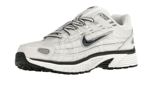 حذاء Nike p 6000