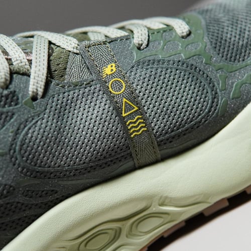 حذاء New Balance Hierro V8