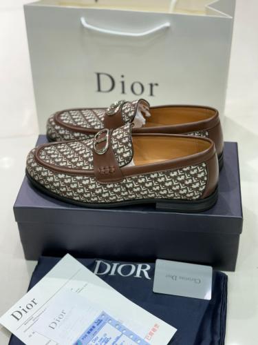 حذاء ديـــور Dior