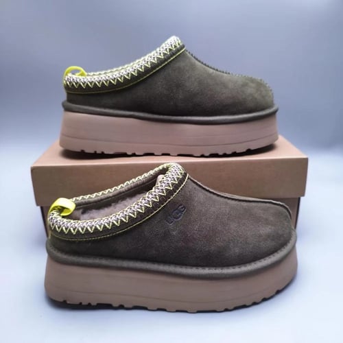 حذاء شتوي UGG