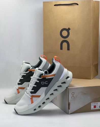 On Running Cloud Horizon