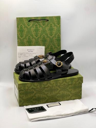 حذاء غوتشي Gucci