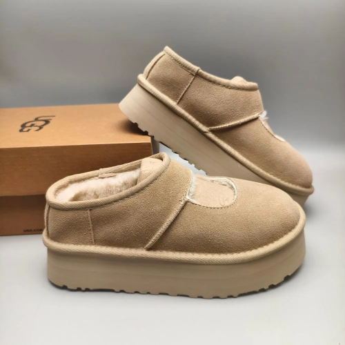 حذاء شتوي UGG