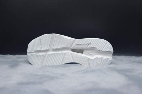 On Running Cloudnova X