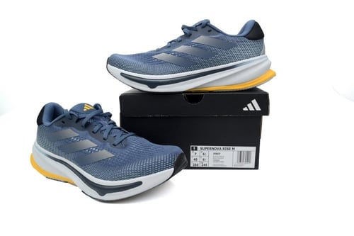 حذاء Adidas UltraBoost 22