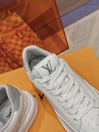 حذاء لويس فيتون LV