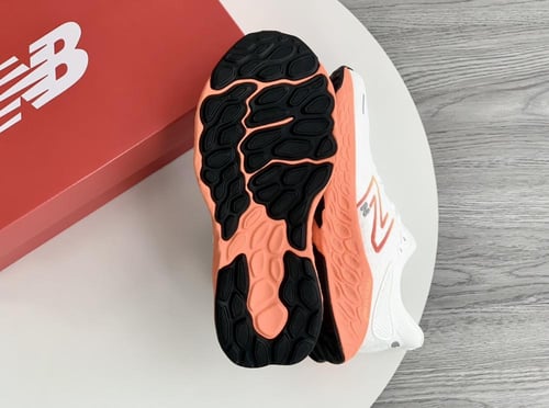 حذاء New Balance 1080