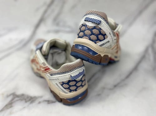 حذاء asics khan 8