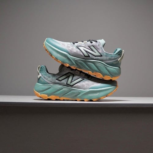 حذاء New Balance Hierro V9
