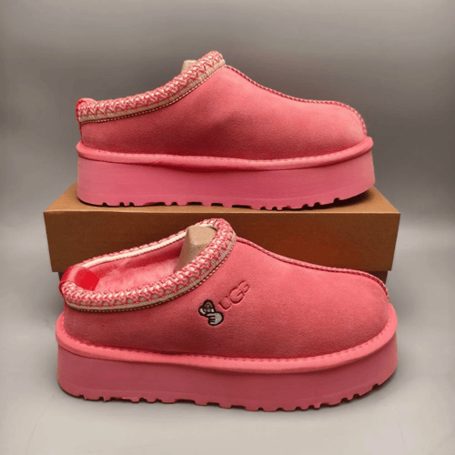 حذاء شتوي UGG