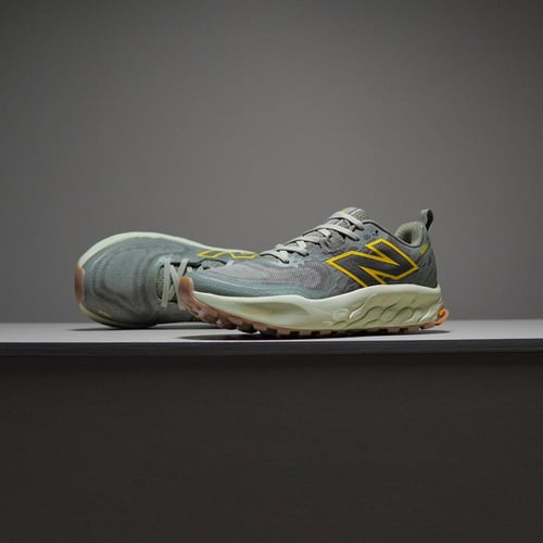 حذاء New Balance Hierro V8