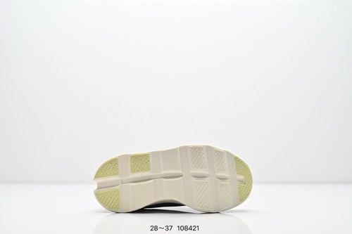 حذاء أطفال On Running