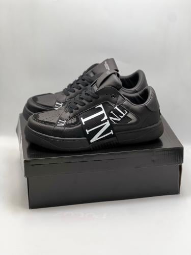 حذاء Valentino Garavani