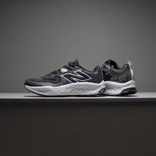 حذاء New Balance Hierro V8