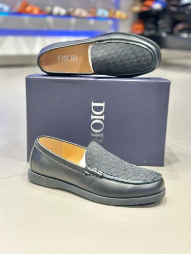 حذاء ديـــور Dior