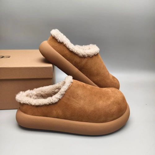 حذاء شتوي UGG