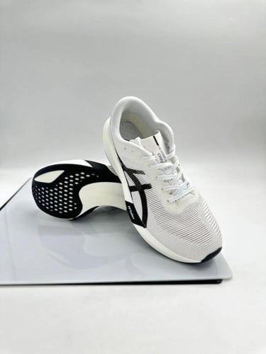 حذاء اسيكس Metaspeed Sky